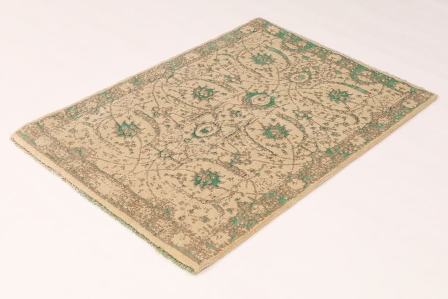 Orientteppich aus Indien, 137 × 94 cm