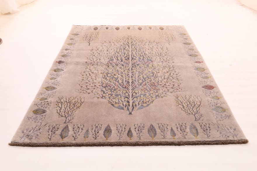 Orientteppich aus Indien, 243 × 173 cm