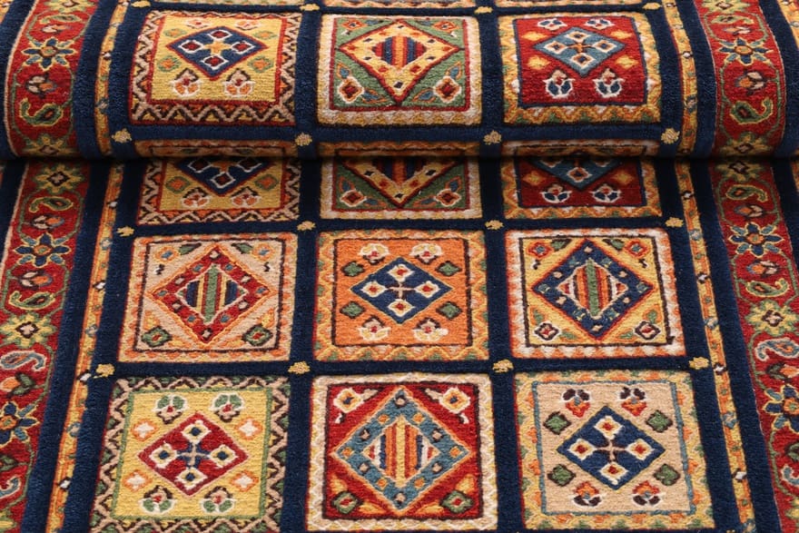 Orientteppich 242 × 82 cm aus Wolle, handgeknüpft