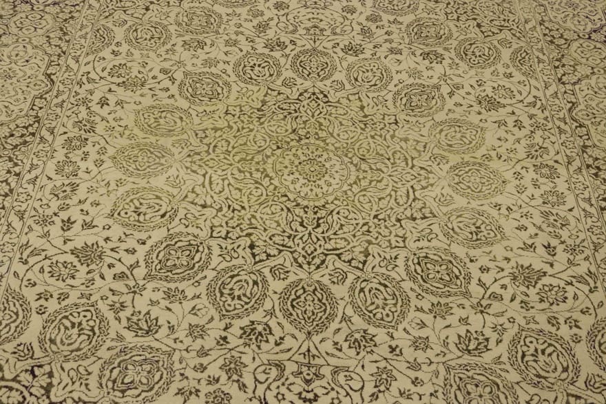 modern-lotus-orientteppich-309x245-cm-handgeknupft-orientalisches-design-5 Orientteppich 307 × 244 cm aus Wolle, handgeknüpft