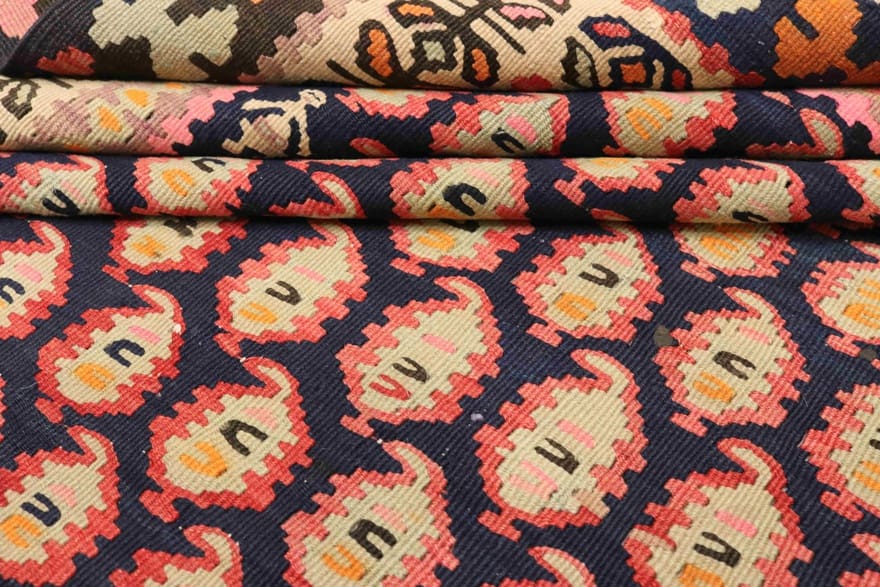 Antiker Kelim Perserteppich, 329 × 135 cm