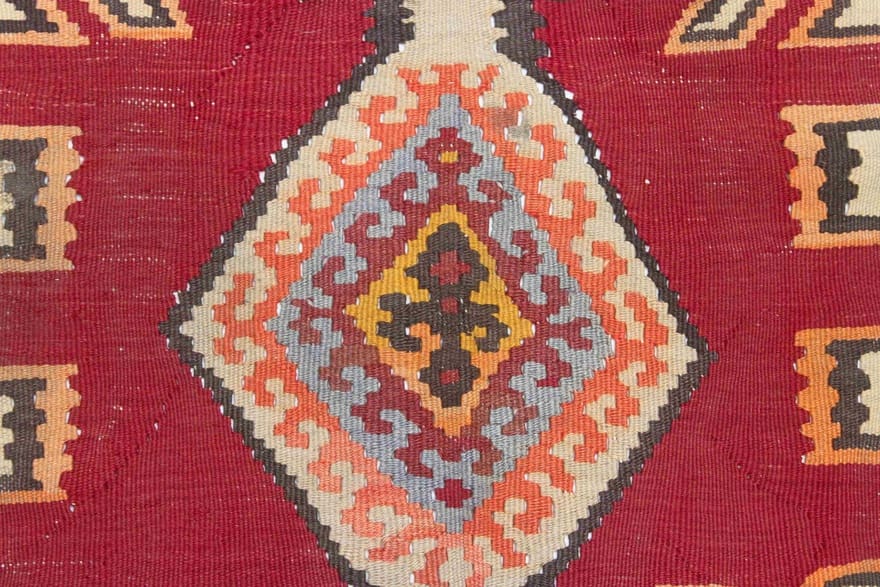 Kelim Perserteppich aus Iran, 283 × 151 cm