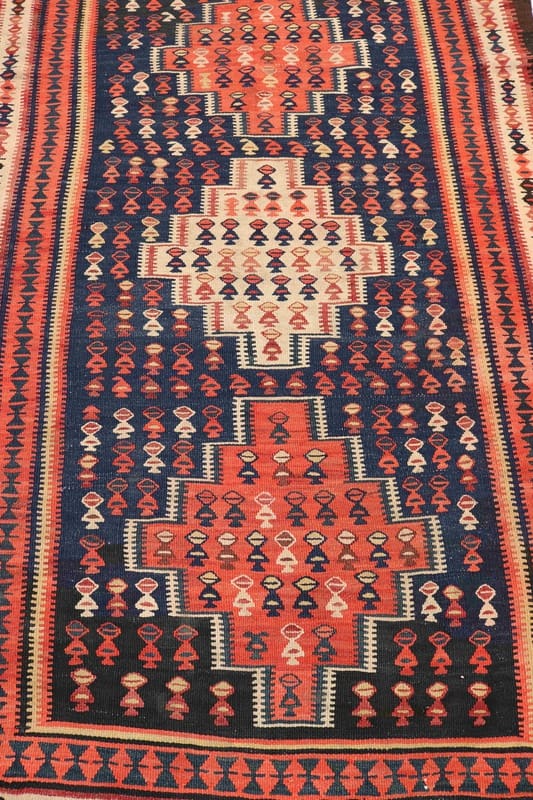 Antiker Kelim Perserteppich, 315 × 133 cm