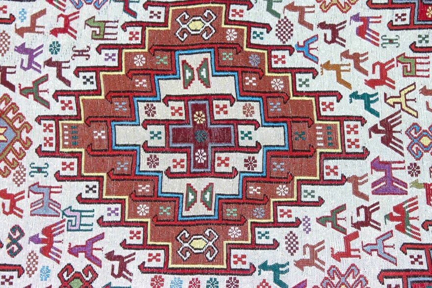 Handgewebter Kelim Perserteppich 142 × 98 cm