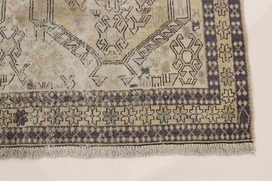Antiker Kelim Perserteppich aus Iran, 188 × 121 cm
