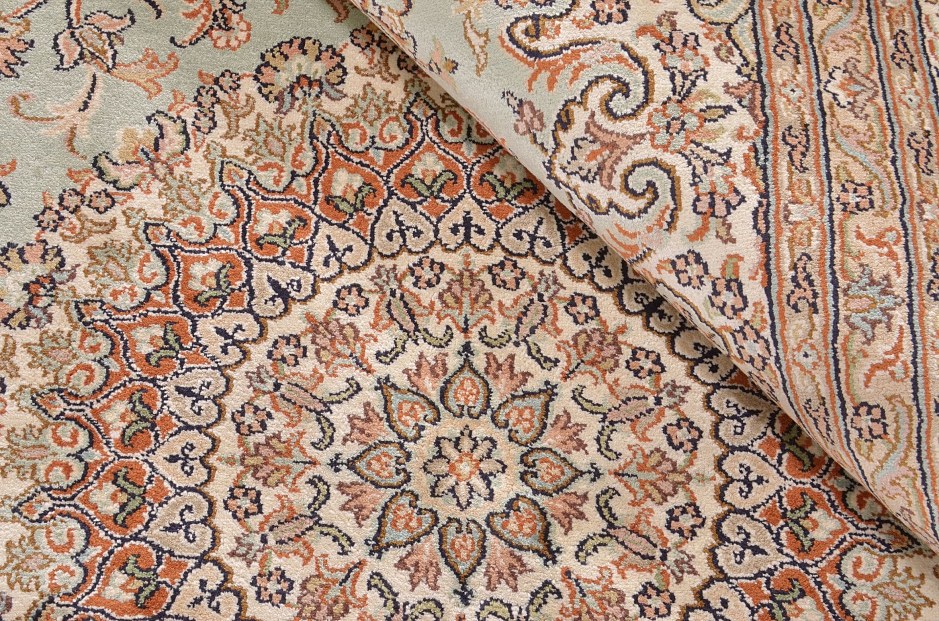 Kashmir Orientteppich 180 × 250 cm aus Wolle & Seide, handgeknüpft