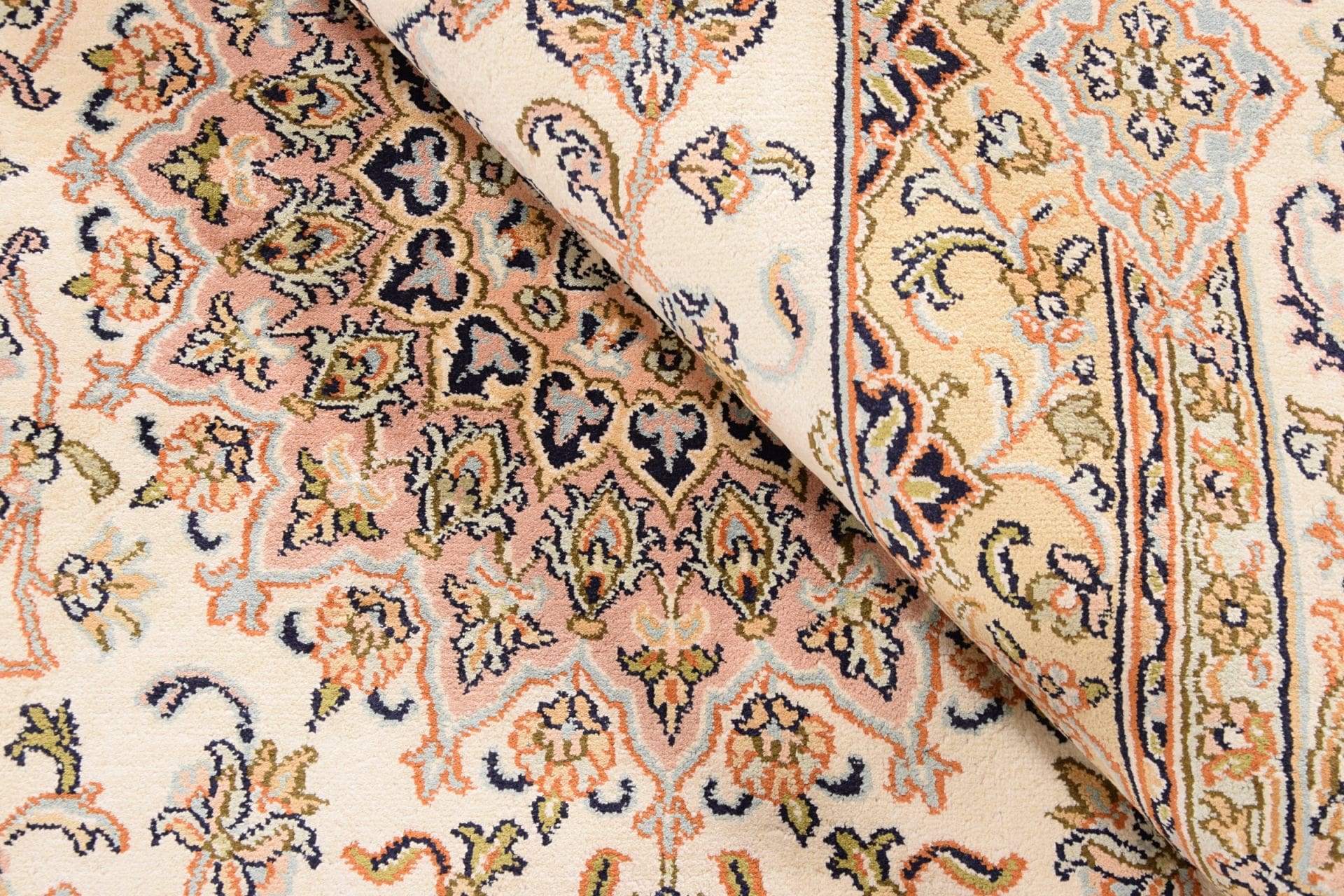 Kashmir Orientteppich 159 × 215 cm aus Seide, handgeknüpft