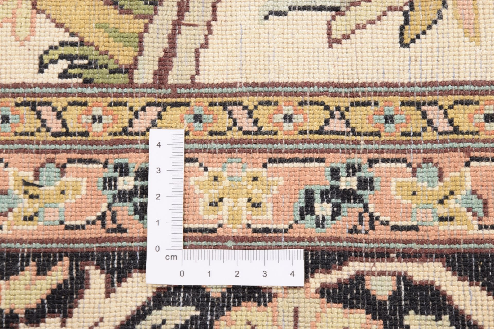 orientteppich-kashmirseide-143-x-215-cm-persisches-muster-handgeknupft-2 Handgeknüpfter Kashmir Orientteppich, 143 × 215 cm, Seide