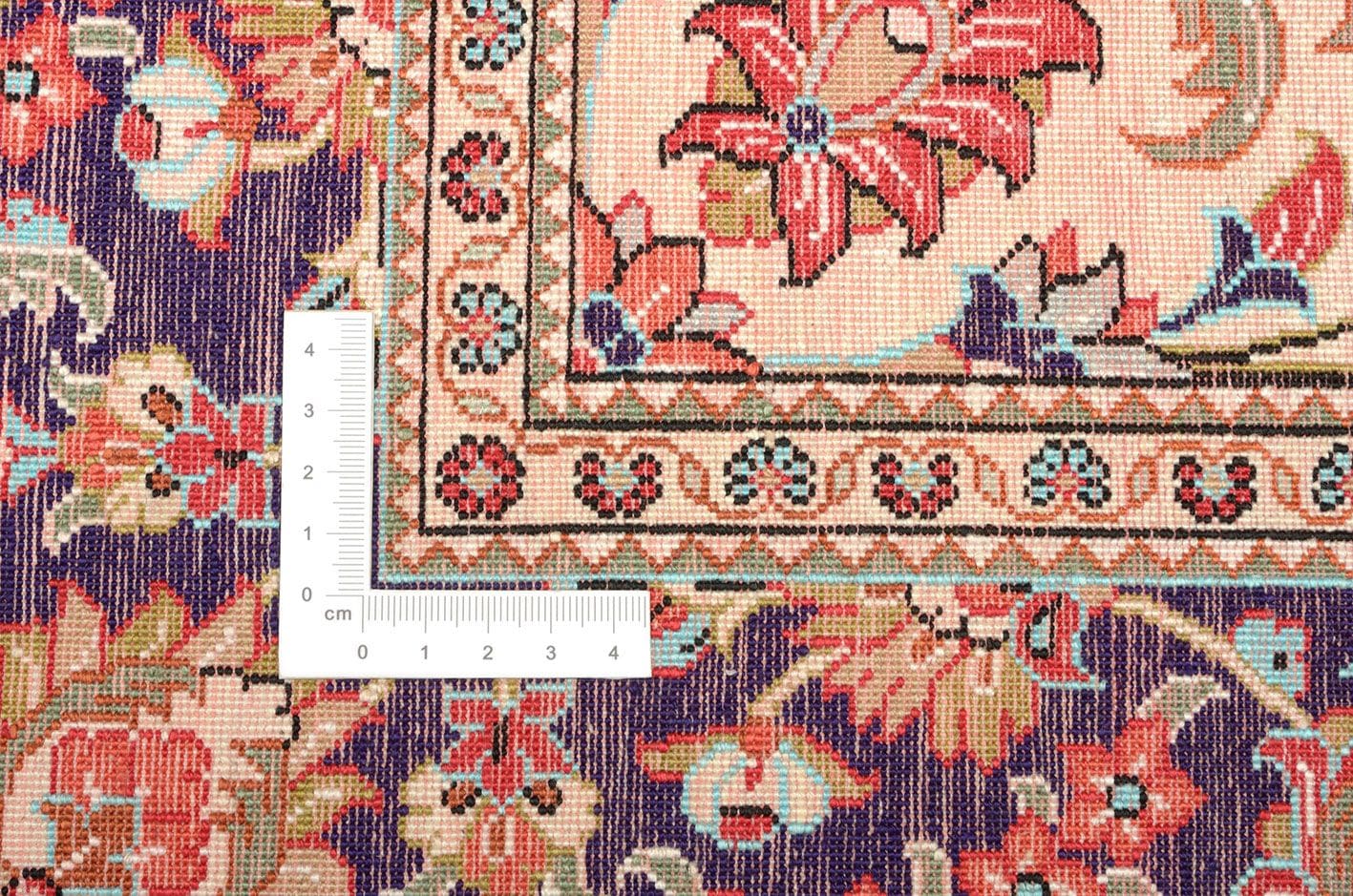 Ghom Perserteppich aus Iran, 103 × 153 cm
