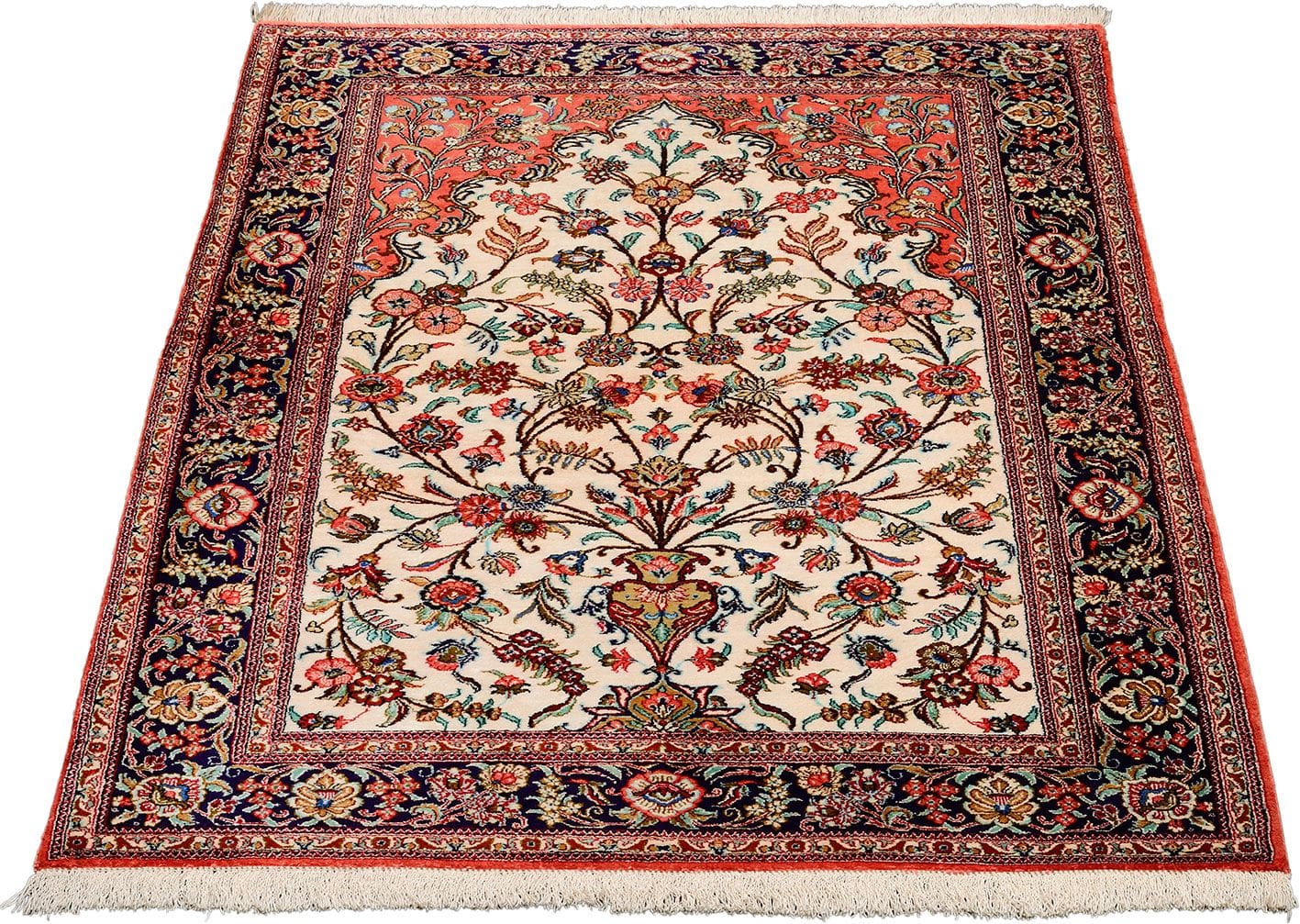 Ghom Perserteppich 107 × 153 cm aus Seide, handgeknüpft