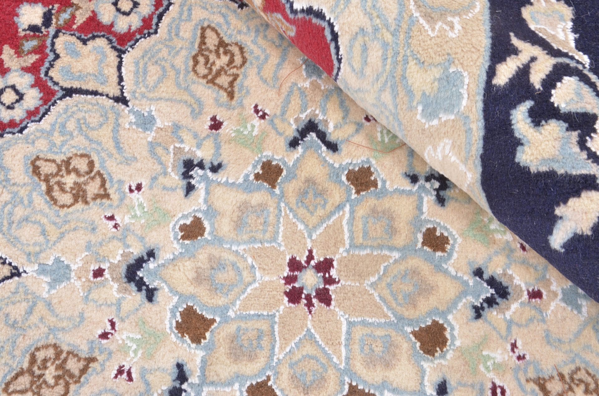 Nain Perserteppich aus Iran, 202 × 311 cm