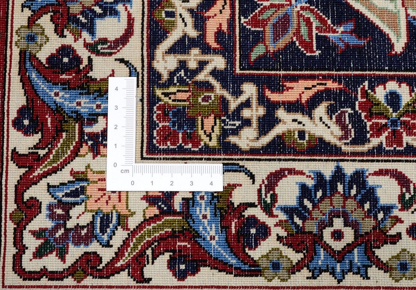 Isfahan Perserteppich 259 × 366 cm aus Wolle & Seide, handgeknüpft