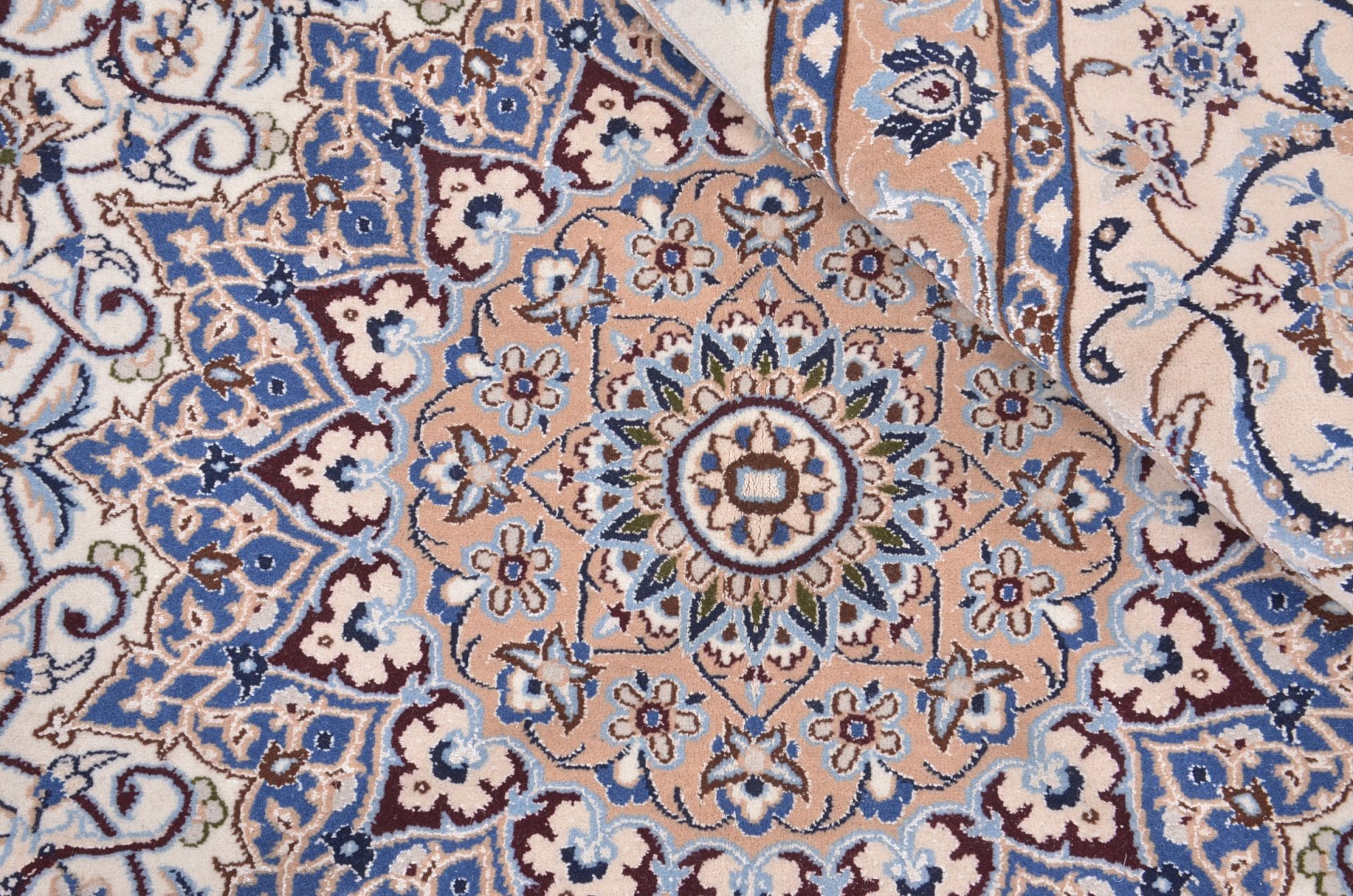 Nain Perserteppich aus Iran, 303 × 410 cm