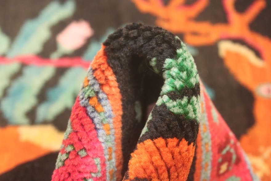 Antiker Baluch Orientteppich aus Russland, 245 × 142 cm