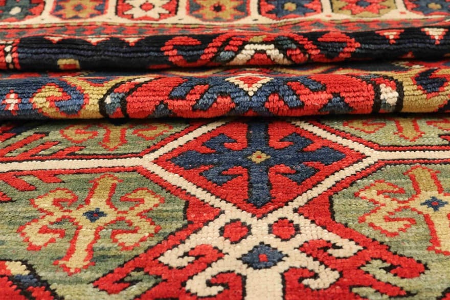 Antiker Orientteppich aus Russland, 363 × 143 cm