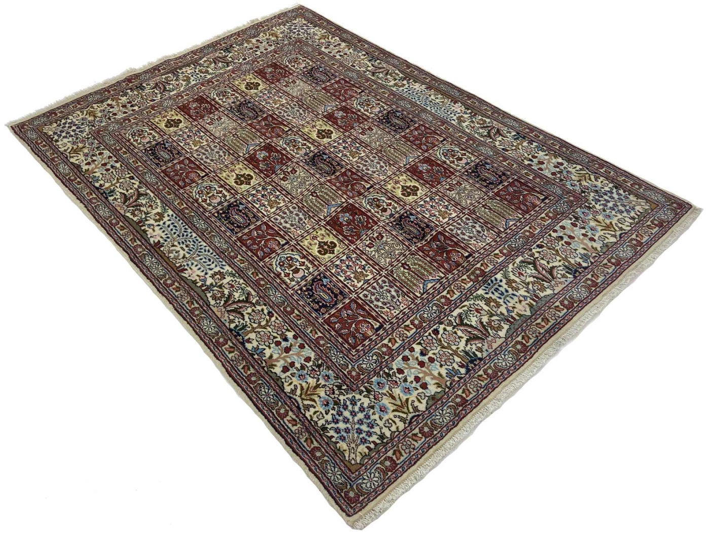 Moud Perserteppich 237 × 171 cm aus Wolle & Seide, handgeknüpft