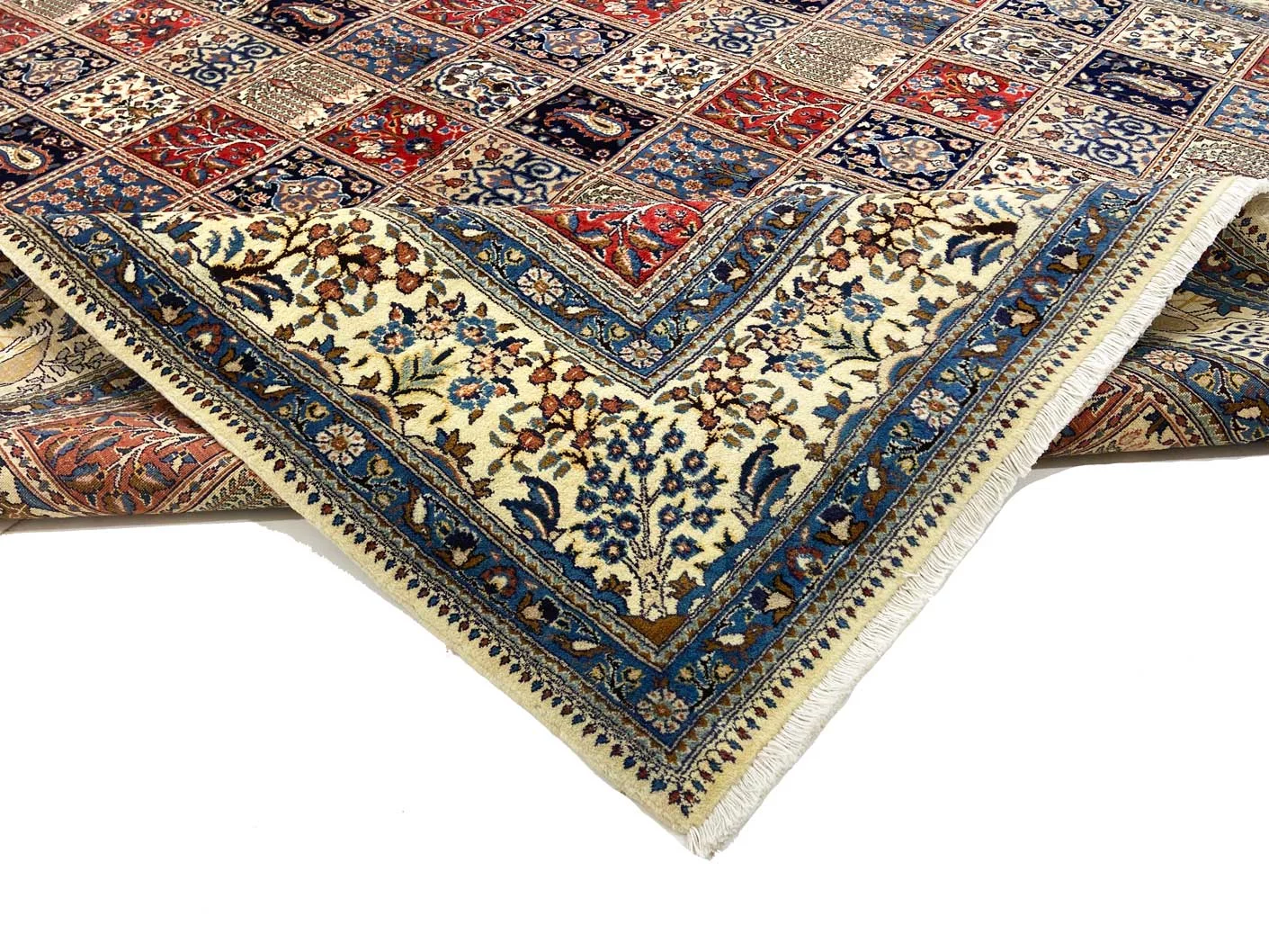 Moud Perserteppich 354 × 249 cm aus Wolle & Seide, handgeknüpft