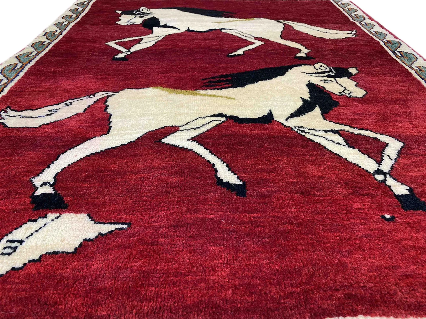Handgeknüpfter Gabbeh Perserteppich 148 × 108 cm