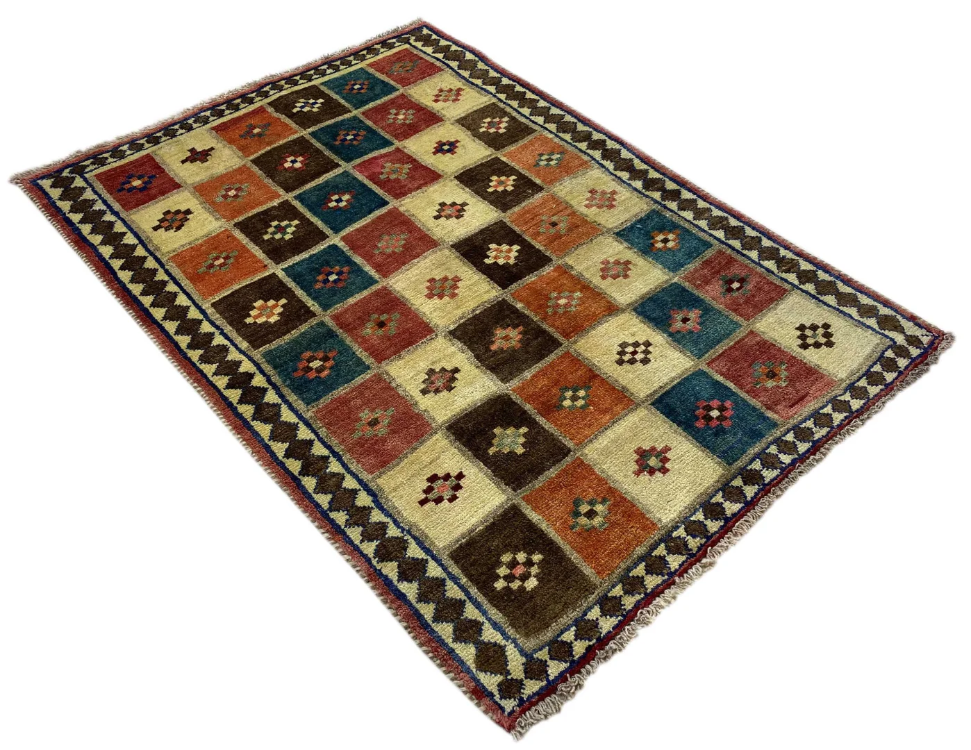 gabbeh-shuli-154-x-111-cm-handgeknupft-rot-beige-perserteppich-2 Handgeknüpfter Gabbeh Perserteppich 154 × 111 cm
