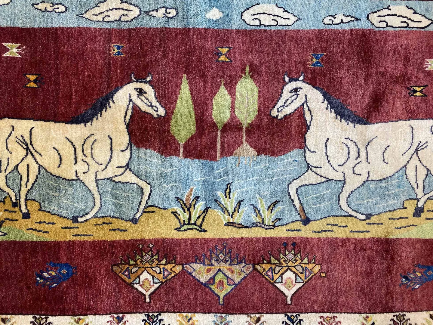 gabbeh-shuli-177-x-103-cm-handgeknupft-kunstvolles-design-5 Gabbeh Perserteppich 177 × 103 cm aus Wolle, handgeknüpft