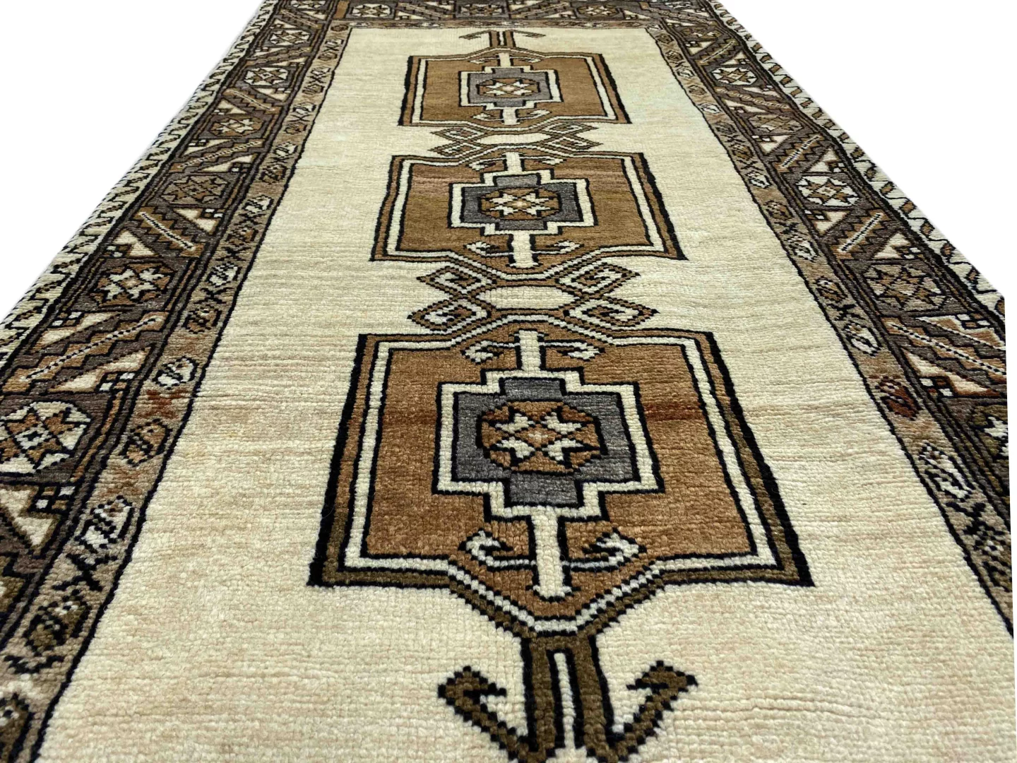 gabbeh-shuli-192-x-101-cm-handgeknupft-rot-beige-muster-perserteppich-4 Gabbeh Perserteppich aus Iran, 192 × 101 cm