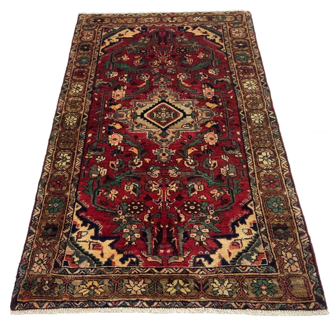 Perserteppich aus Iran, 172 × 104 cm