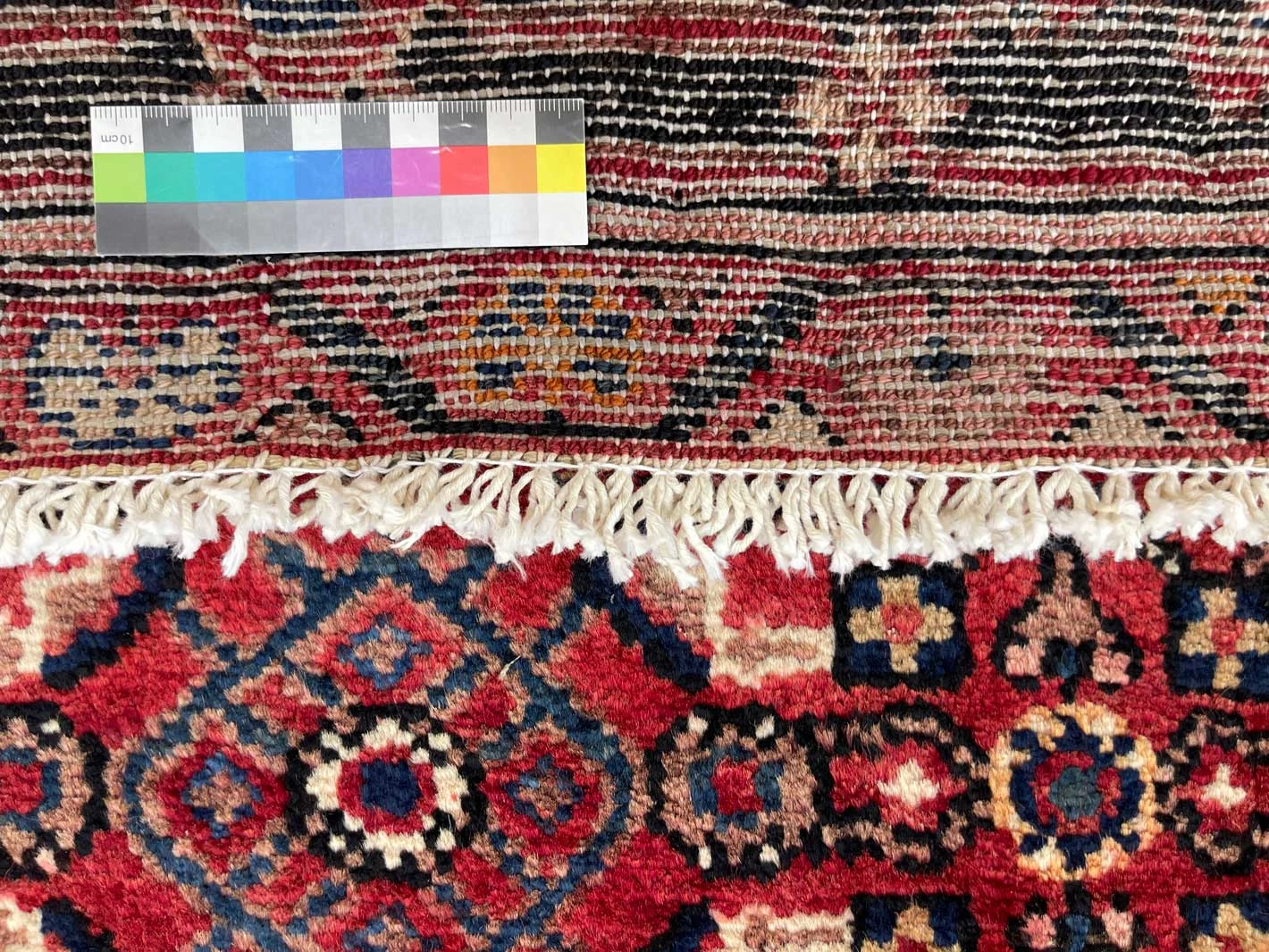 Perserteppich aus Iran, 212 × 149 cm