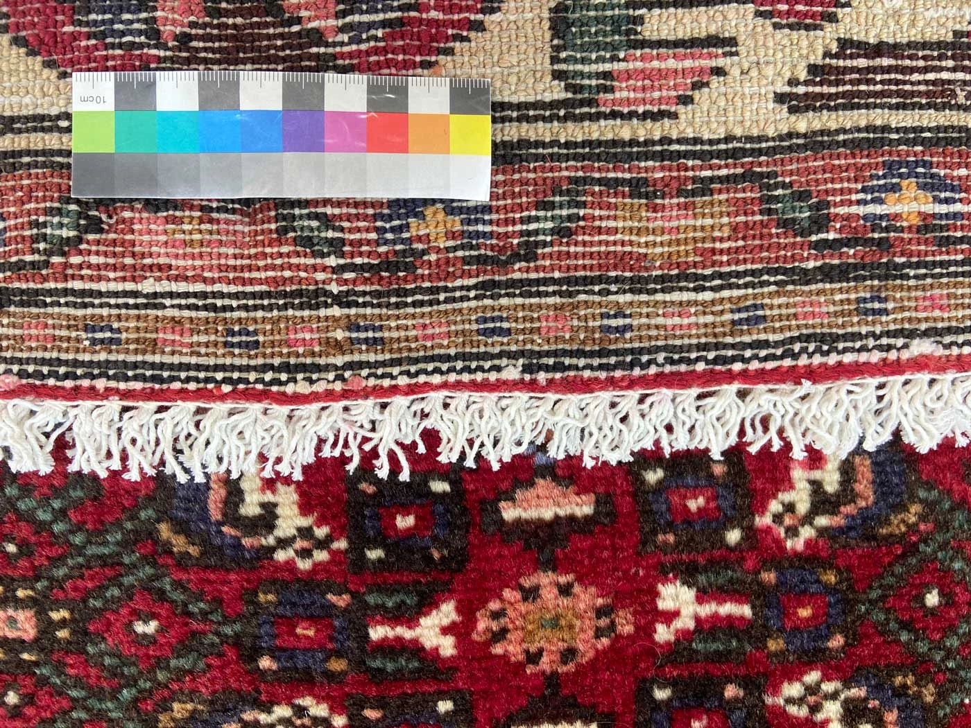 Perserteppich aus Iran, 318 × 202 cm