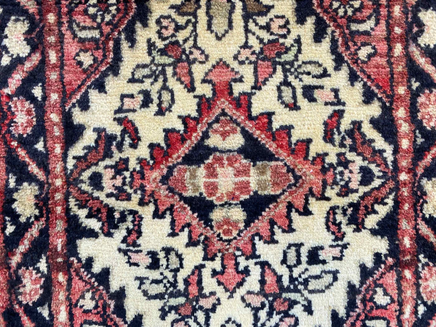 Handgeknüpfter Hamadan Perserteppich 145 × 53 cm