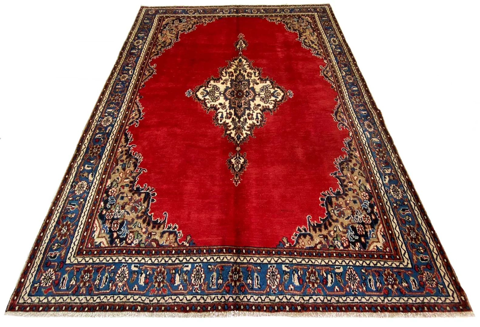 Hamadan Perserteppich aus Iran, 324 × 234 cm