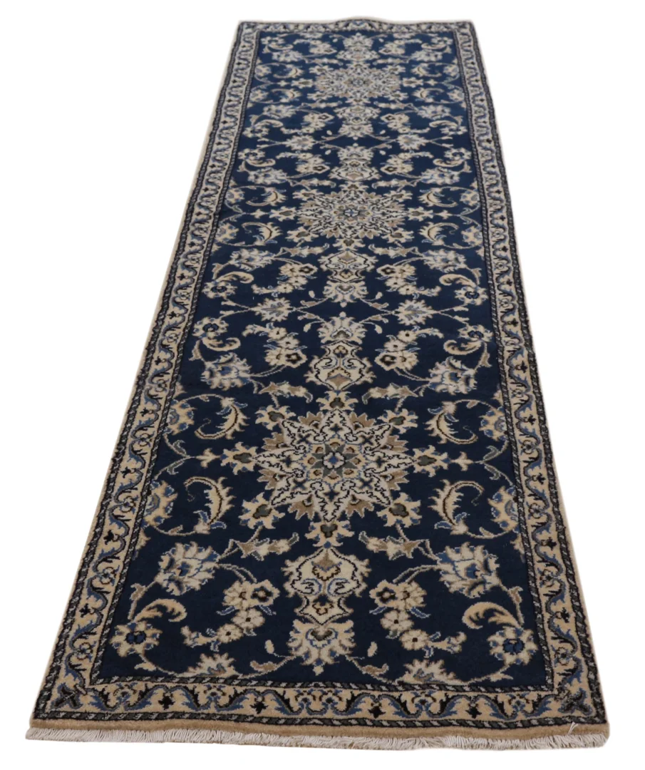 Nain Perserteppich aus Iran, 289 × 77 cm