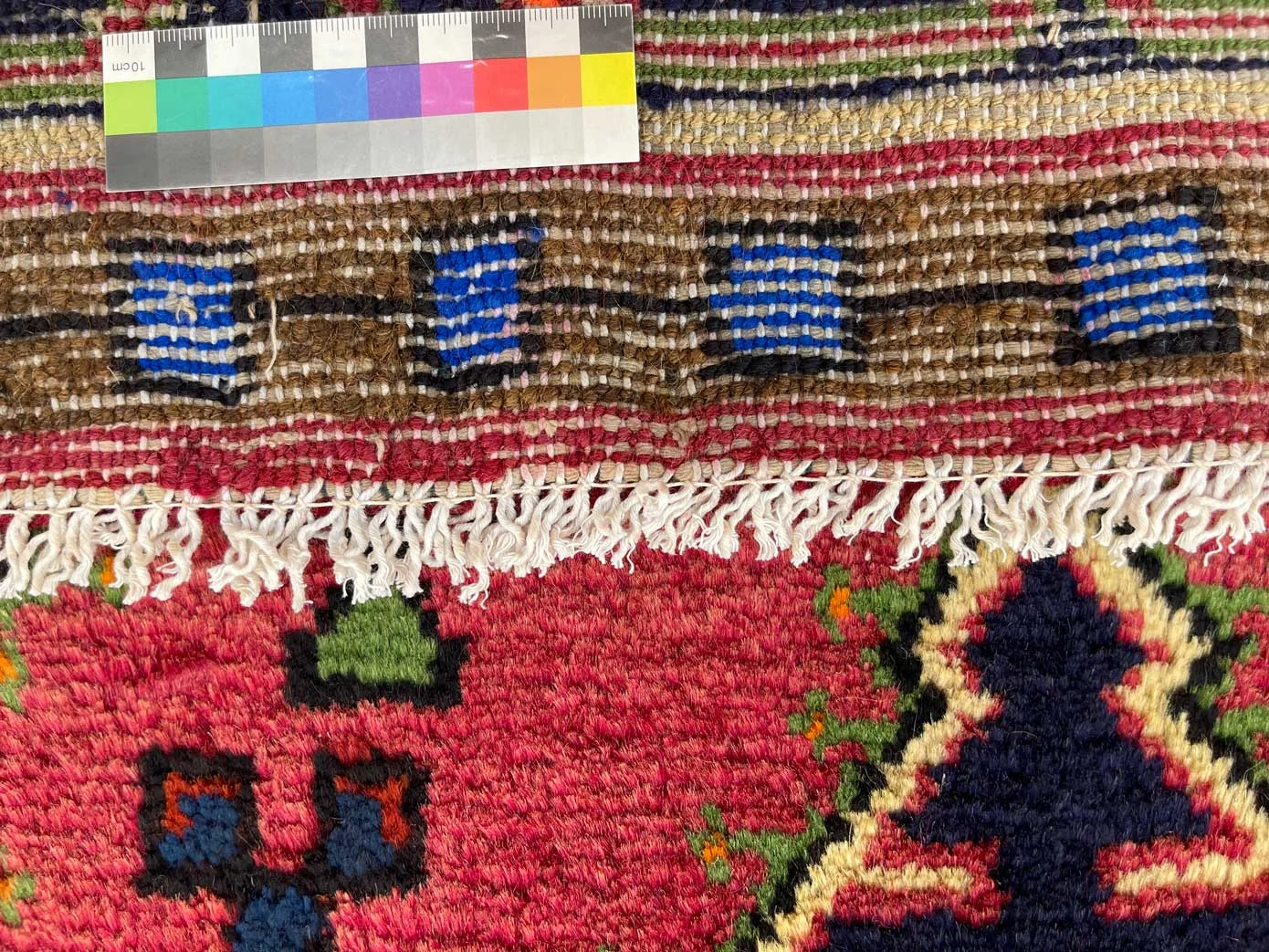 Perserteppich aus Iran, 209 × 138 cm