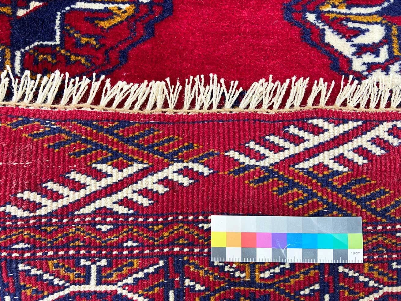 Perserteppich aus Iran, 208 × 149 cm