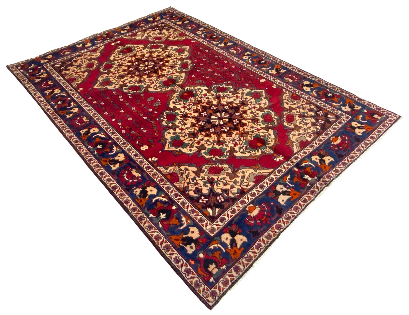 Shiraz Perserteppich 317 × 218 cm aus Wolle, handgeknüpft