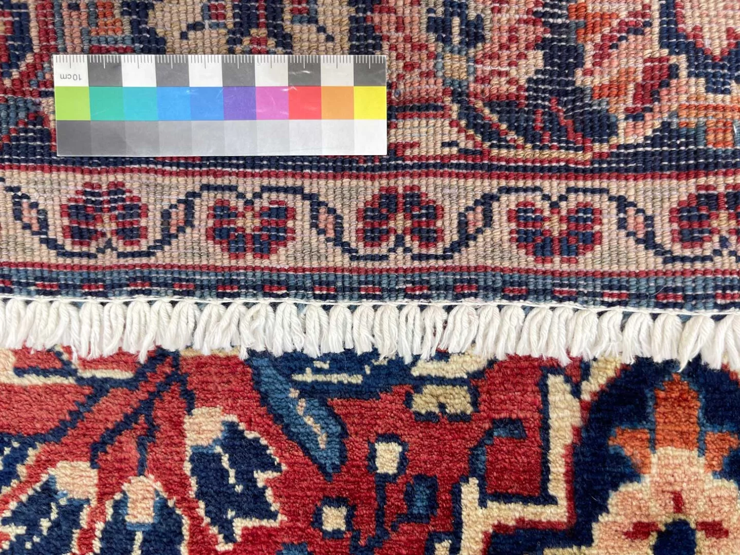 Perserteppich aus Iran, 198 × 124 cm