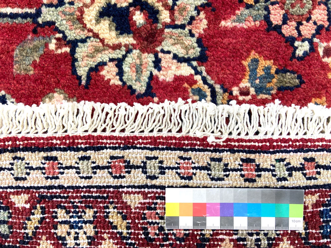 Perserteppich aus Iran, 292 × 217 cm