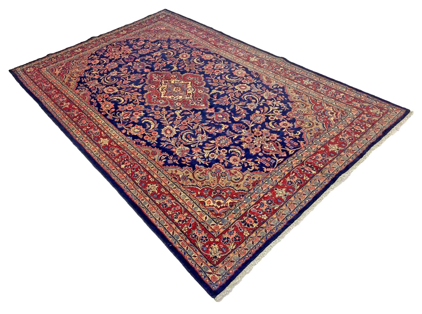 Perserteppich aus Iran, 317 × 206 cm