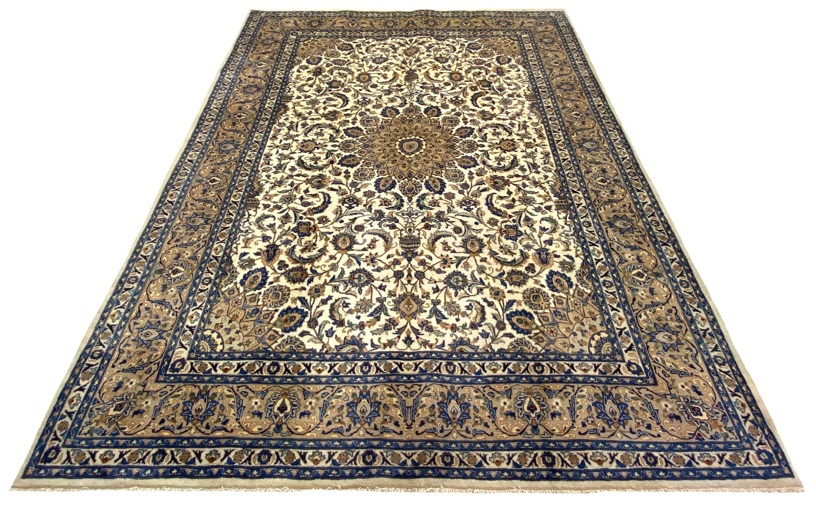 Mashhad Perserteppich aus Iran, 330 × 247 cm
