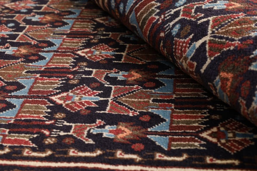 Afshar Perserteppich 122 × 85 cm aus Wolle, handgeknüpft
