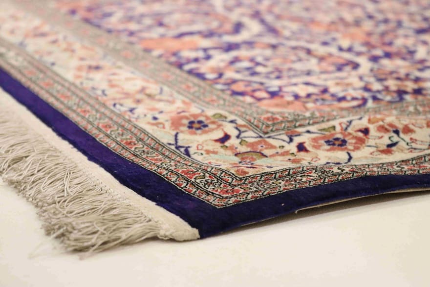 Ghom Seidenteppich 117×82 cm – Luxus handgeknüpft Orientteppich