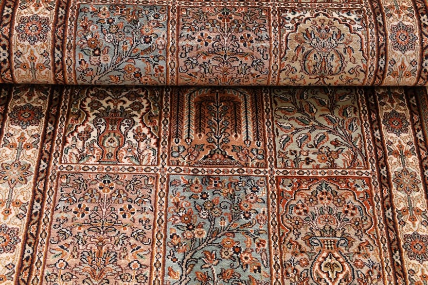 Kashmir Orientteppich 241 × 82 cm aus Seide, handgeknüpft