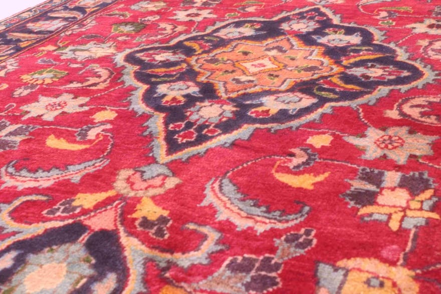 Mashhad Perserteppich aus Iran, 189 × 105 cm