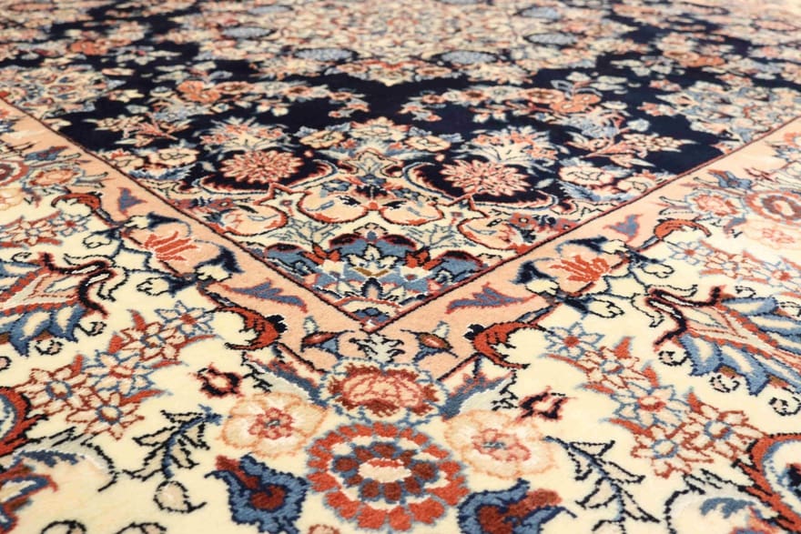 Mashhad Perserteppich aus Iran, 206 × 196 cm