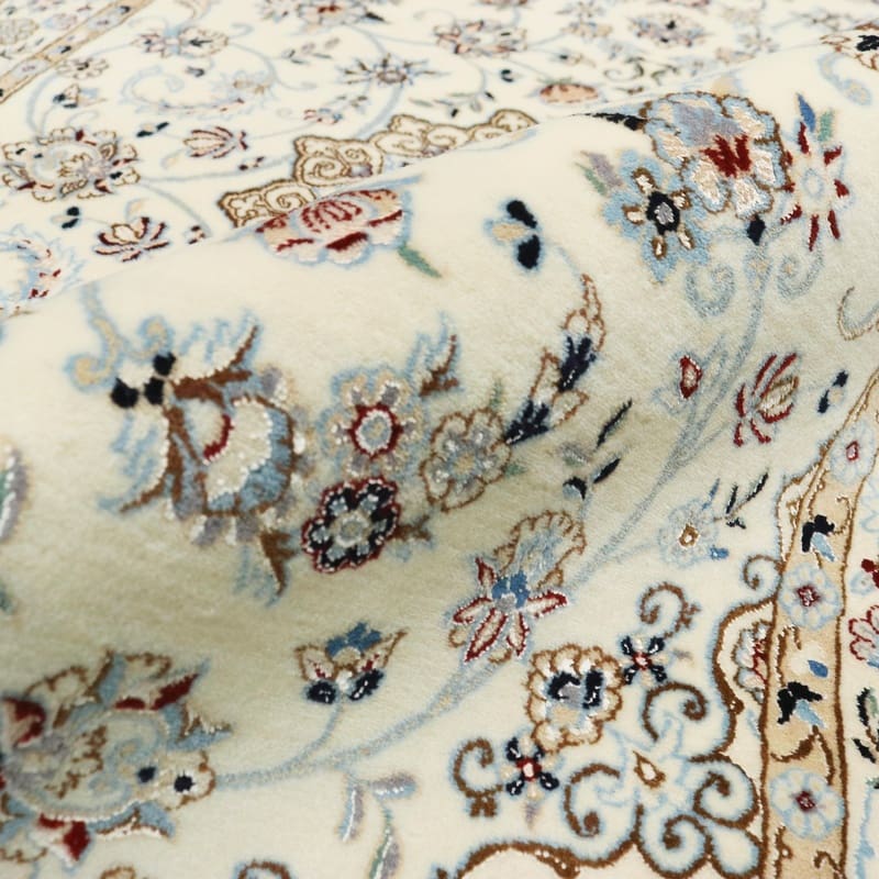 Nain Perserteppich aus Iran, 157 × 106 cm