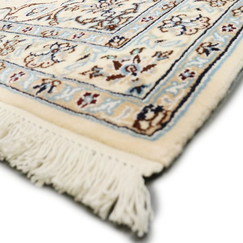 Nain Perserteppich 134 × 86 cm aus Wolle & Seide, handgeknüpft
