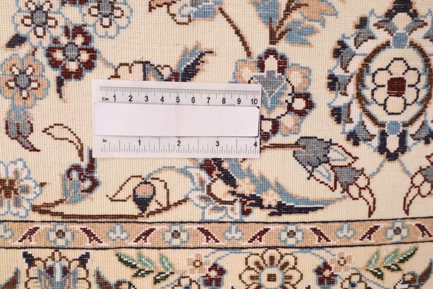 Antiker Nain Perserteppich aus Iran, 203 × 202 cm