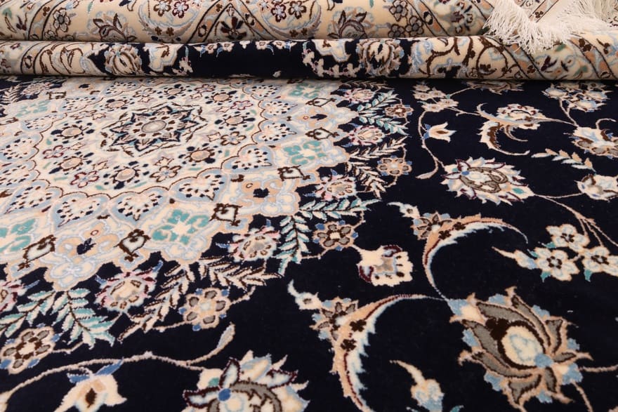 Antiker Nain Perserteppich aus Iran, 254 × 210 cm