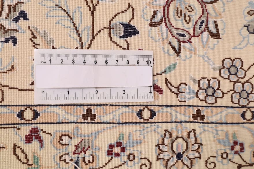 Antiker Nain Perserteppich aus Iran, 254 × 210 cm
