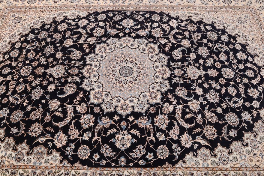 Nain Perserteppich 293 × 203 cm aus Wolle & Seide, handgeknüpft