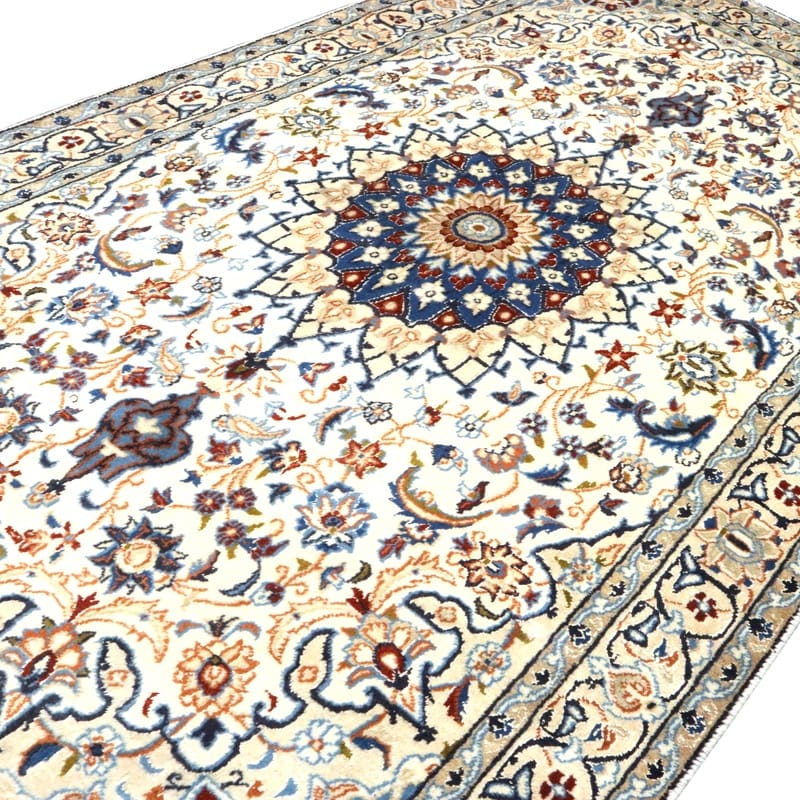 Nain Perserteppich aus Iran, 210 × 114 cm